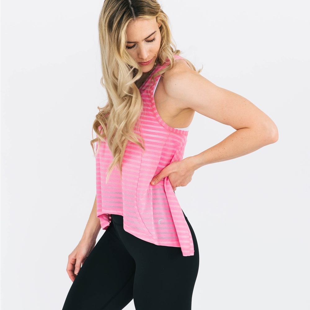 Zyia Pink Nimbus Split Back Tank (XS)